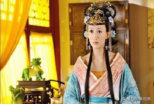 天启皇帝是一个只爱做木匠，不懂政治的昏君吗，你怎么看？