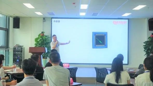勇闯“芯”“视”界｜公司2021年度第二期新员工培训圆满举行