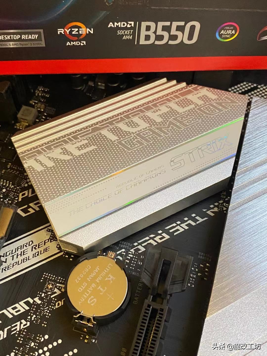 出厂即卡死！AMD锐龙5600X处理器+华硕ROG吹雪主板