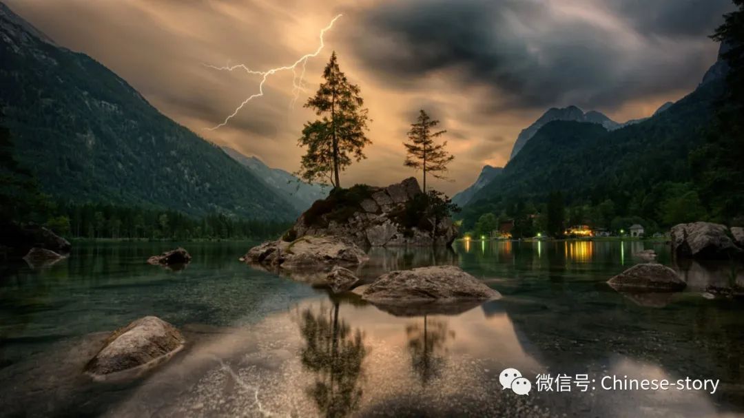 避雷针上面尖是什么金属,避雷针顶端带什么电