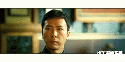 32万二手奔驰e300,30万买辆二手17年奔驰e200l