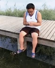搞笑GIF段子：.我的小萝莉呢？你还我的小萝莉