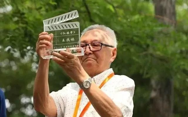 98版水浒传武松精彩瞬间,98版水浒传中武松打虎的视频