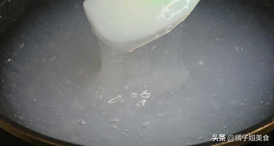 凉粉这样做太好吃了，做法技巧都告知你，Q弹爽滑，比买的还好吃