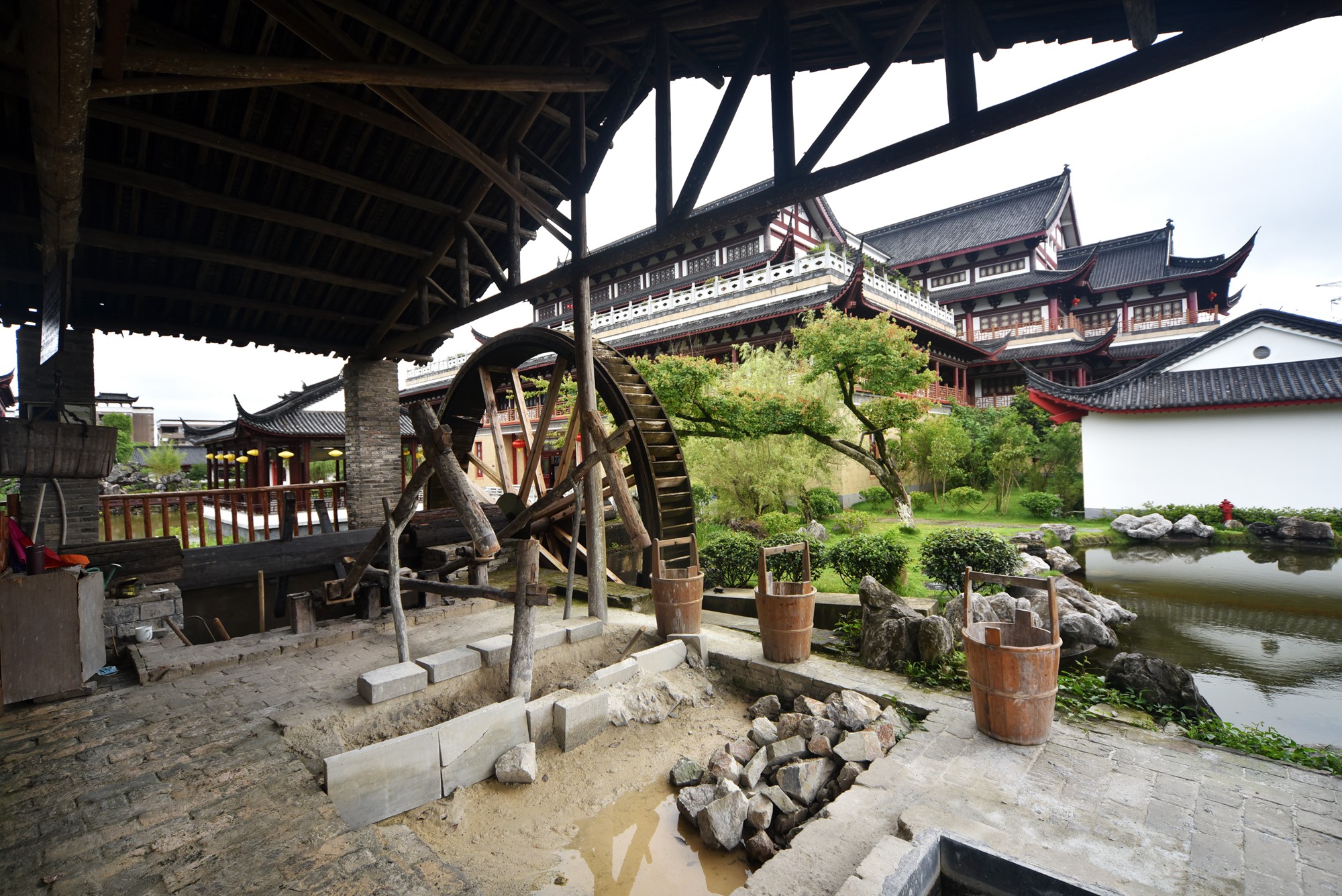 景德镇近代瓷器发展,千年瓷都景德镇有哪些瓷器