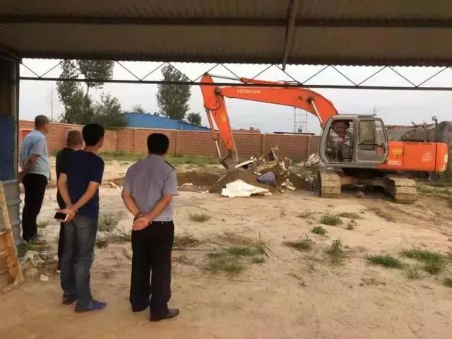 加油站售卖劣质汽油被曝光,非法出售伪劣汽油