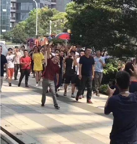 昨天，马云流泪了！退位真实原因曝光……