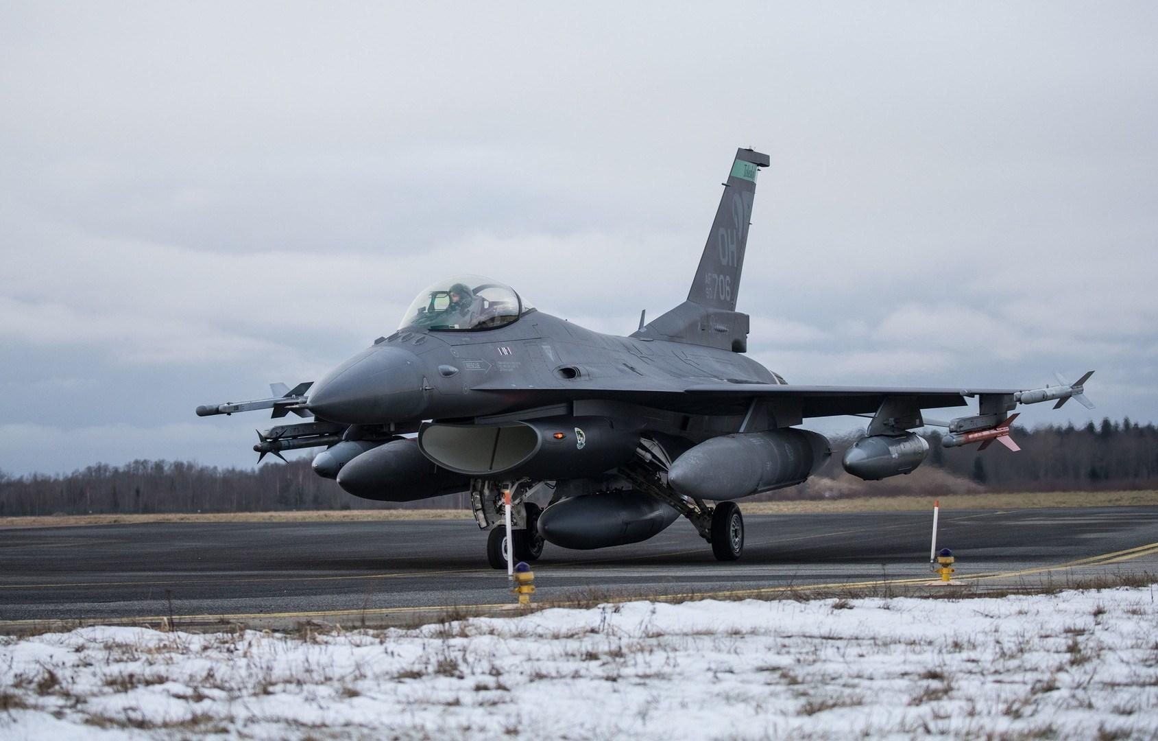 F16能过亿？非洲小国花38亿买25架，单价超过F-35