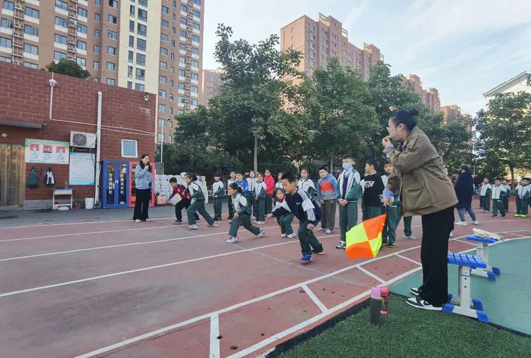洛一高一附小春季运动会,洛一高体育运动会英才班