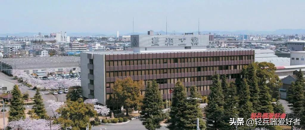 这支日本精准步枪征服北美市场，HOWA1500型到底展现了哪些工艺？